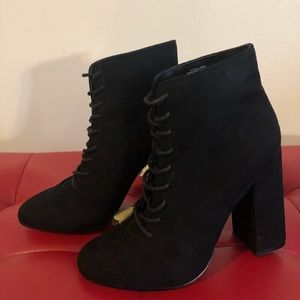 Ann Taylor Loft Textile Upper Lace up bootie